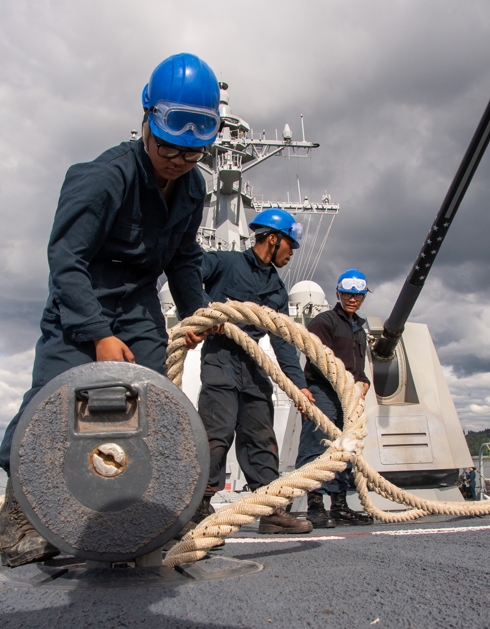 Sailors Single Up Lines