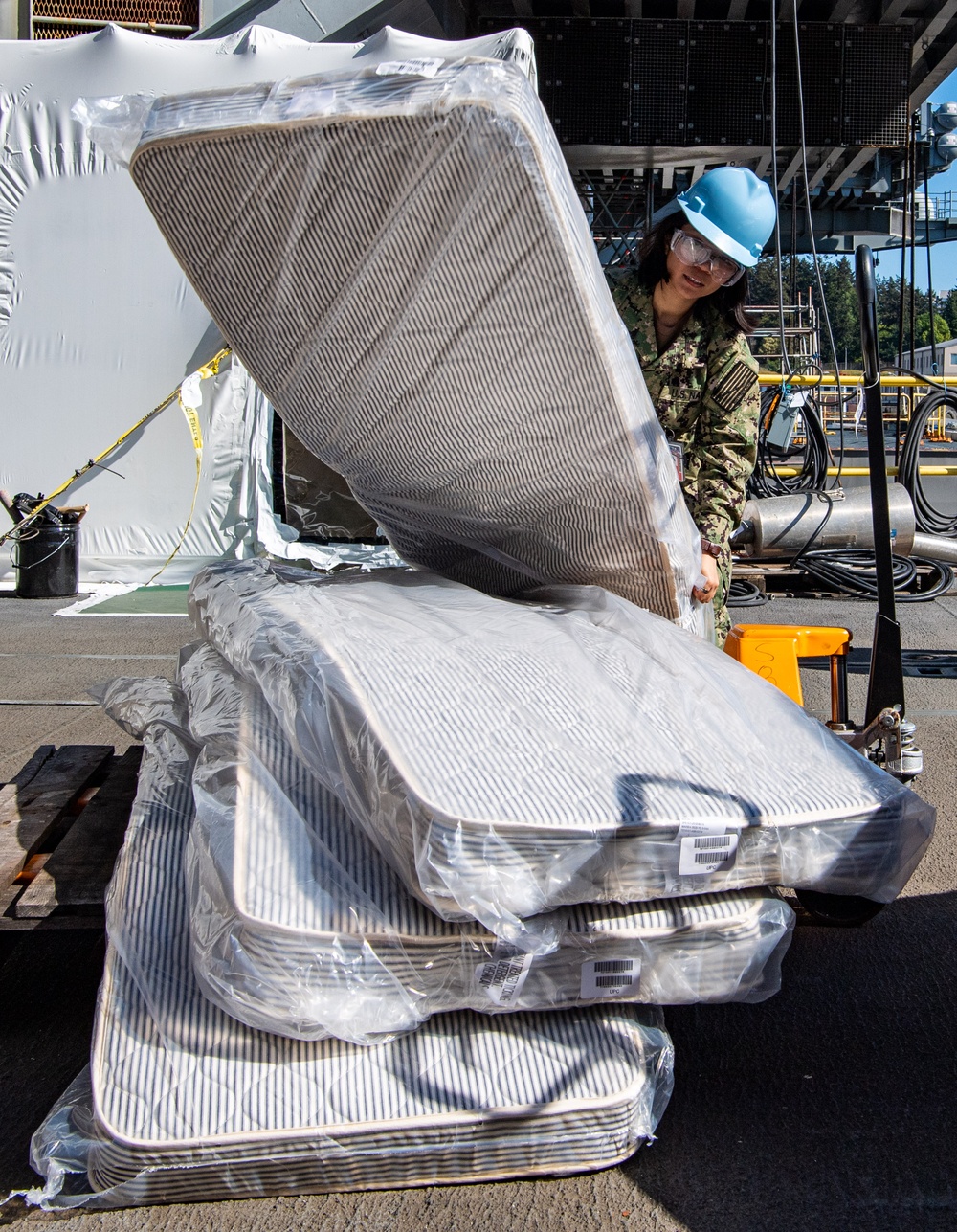 Sailor Moves Mattresses