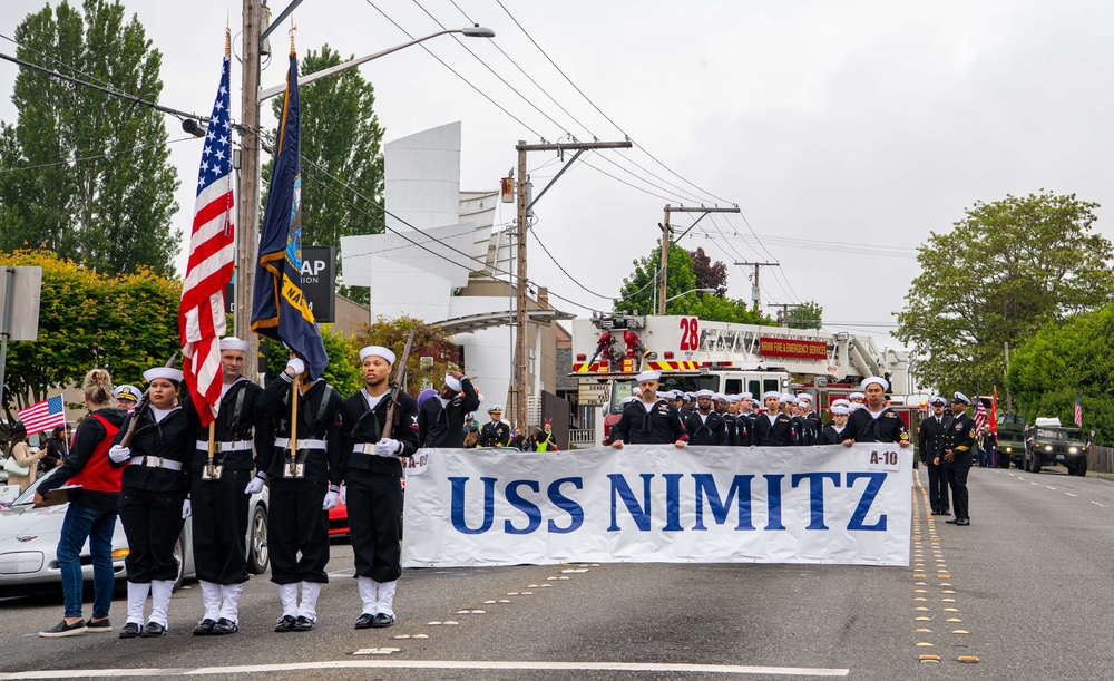 Sailors Take Part in Annual Armed Forces Day Festival