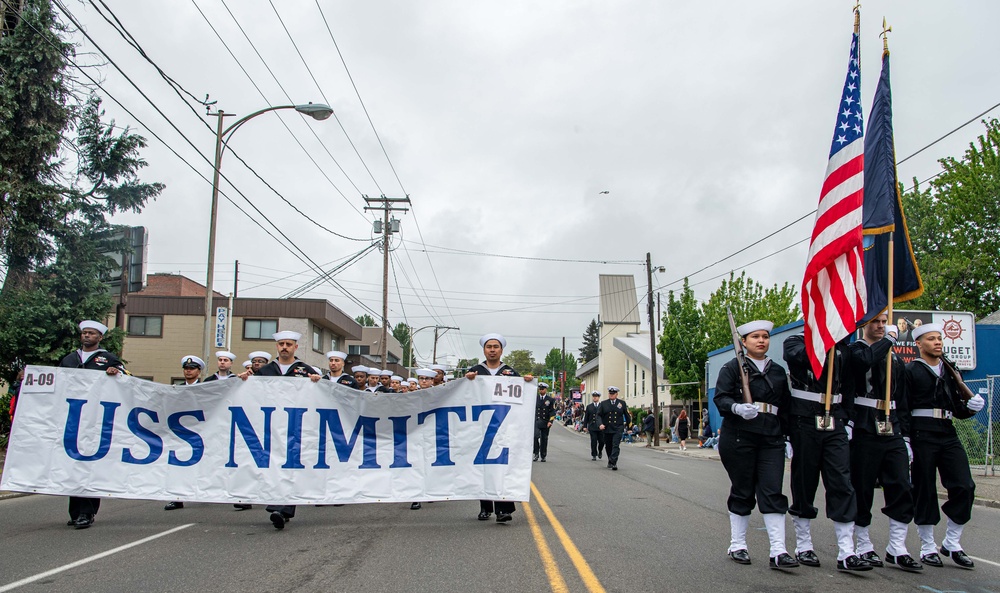 Sailors Take Part in Annual Armed Forces Day Festival