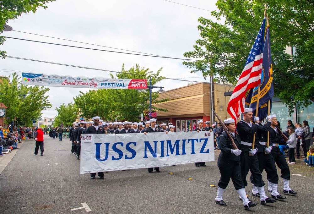 Sailors Take Part in Annual Armed Forces Day Festival