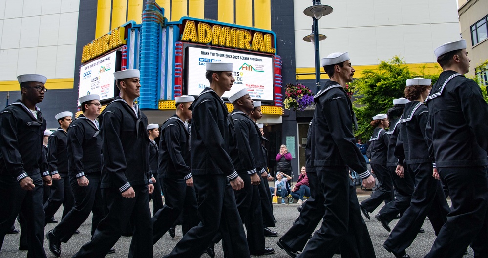 Sailors Take Part in Annual Armed Forces Day Festival