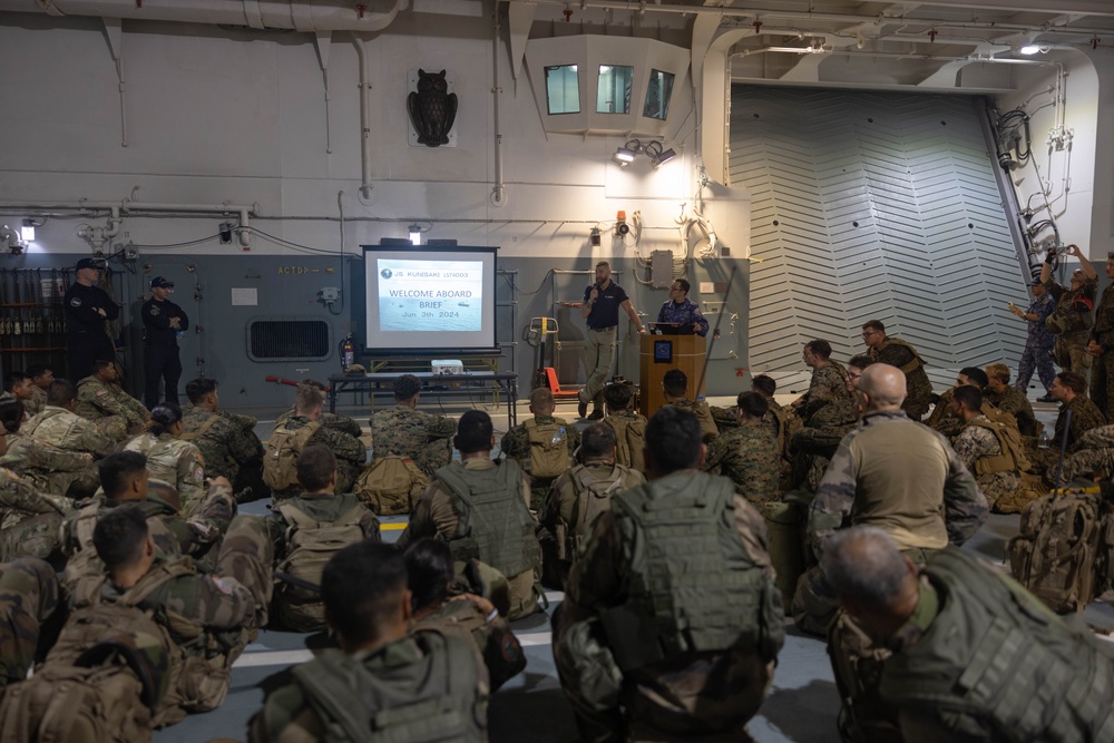 U.S Marines, French soldiers participate in embarkation ceremony on Japanese vessel during Marara 24