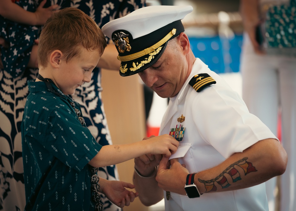 DVIDS - Images - USS JASON DUNHAM (DDG 109) HOLDS CHANGE OF COMMAND ...