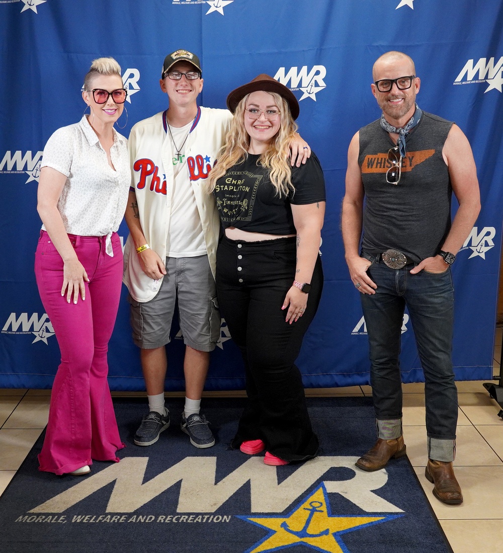 Meet and Greet with Thompson Square