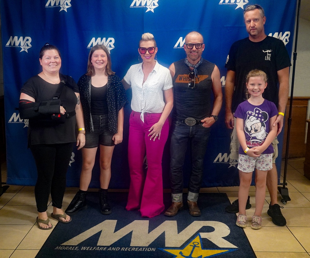 Meet and Greet with Thompson Square