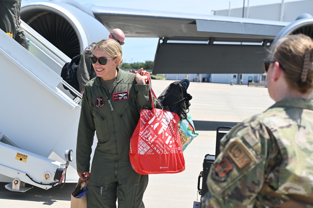 155th Air Refueling Wing deployers return