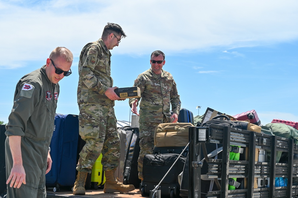 155th Air Refueling Wing deployers return