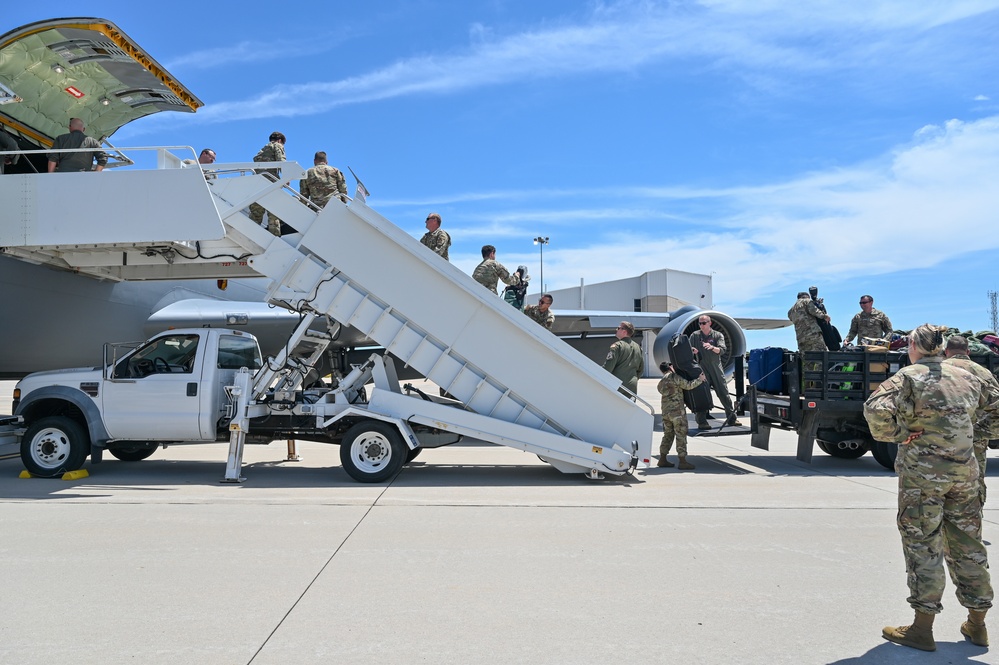 155th Air Refueling Wing deployers return