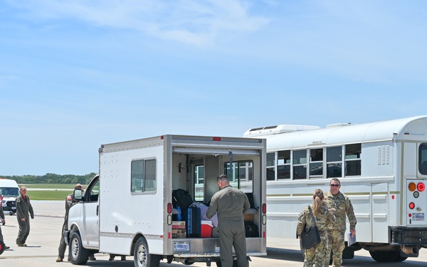 155th Air Refueling Wing deployers return