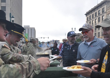 Soldiers give back during Western Heritage Street Breakfast