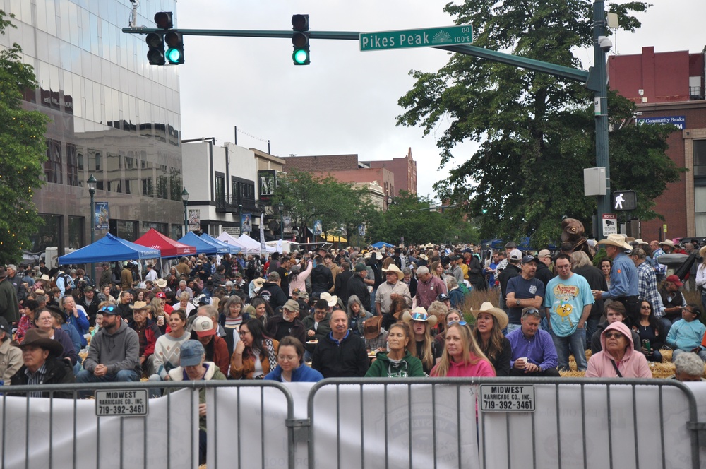 Soldiers give back during Western Heritage Street Breakfast