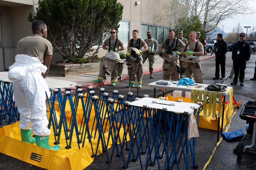 Oregon Guard trains in Montana alongside regional partners, local first responders