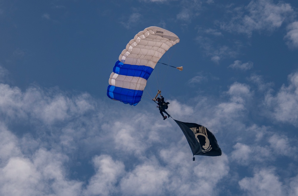 Fairchild AFB Hosts SkyFest Airshow