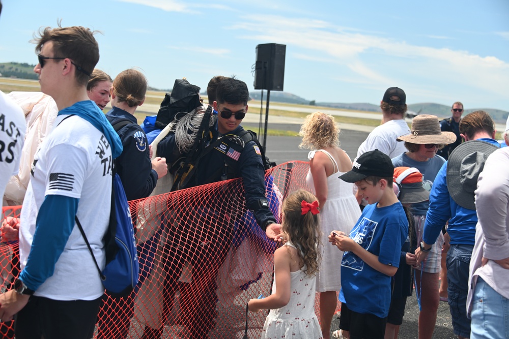 Fairchild AFB Hosts SkyFest Airshow