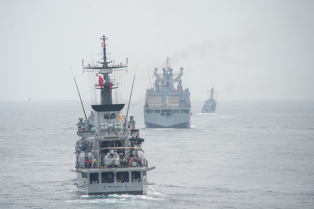 Porter Conducts Bilateral Exercise with Peruvian Navy