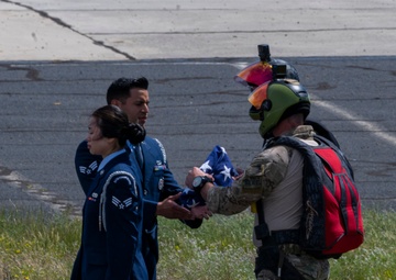 Fairchild AFB Hosts SkyFest Airshow