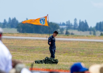 Fairchild AFB Hosts SkyFest Airshow