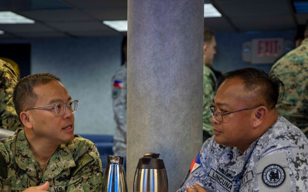 U.S. 7th Fleet – Philippine Navy Staff Talks