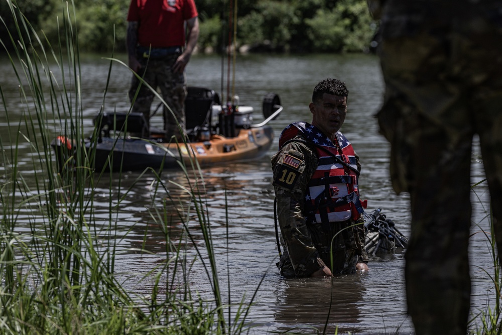 III Armored Corps Best Squad 2024 Swim Survival