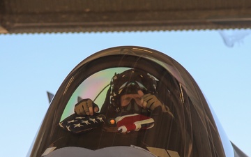 U.S.- Australian Interchangeability | VMFA-214 leaders fly RAAF F-35A