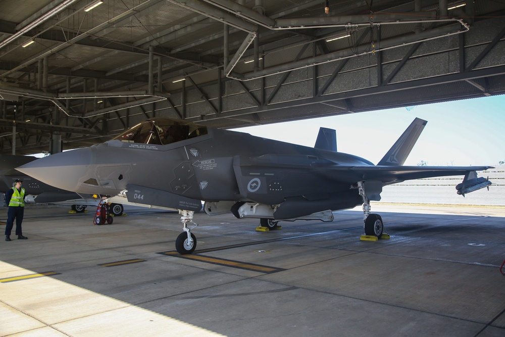 VMFA-214 leaders fly RAAF F-35A jets