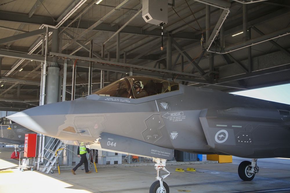 VMFA-214 leaders fly RAAF F-35A jets