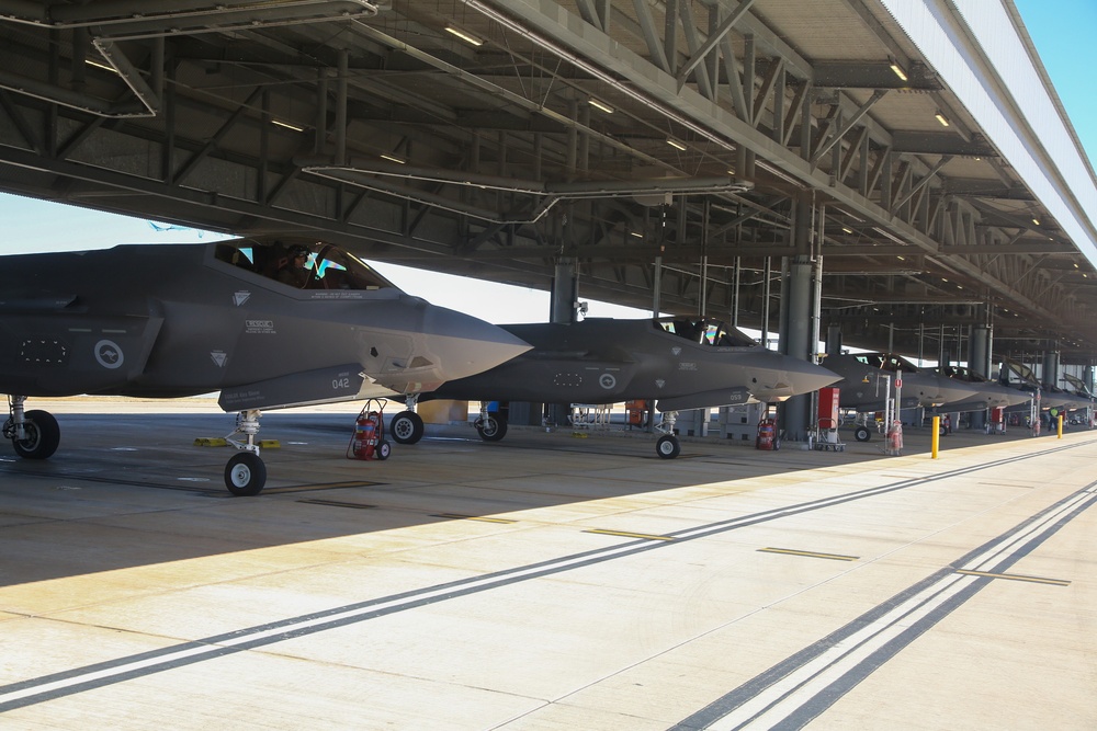 VMFA-214 leaders fly RAAF F-35A jets