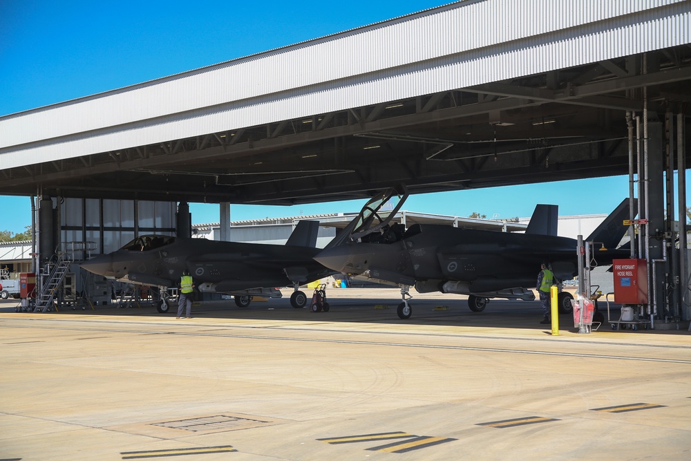 VMFA-214 leaders fly RAAF F-35A jets