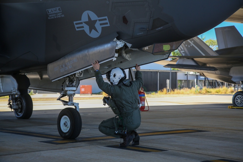 MAG-13 CO flies in Australia