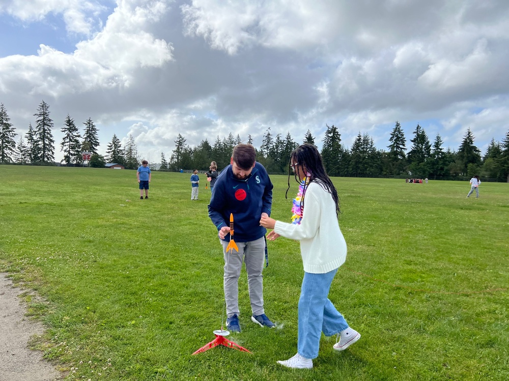 SWFPAC STEM Team Sponsors Rocket Launch Event for Ridgetop Middle Engineering Course Students