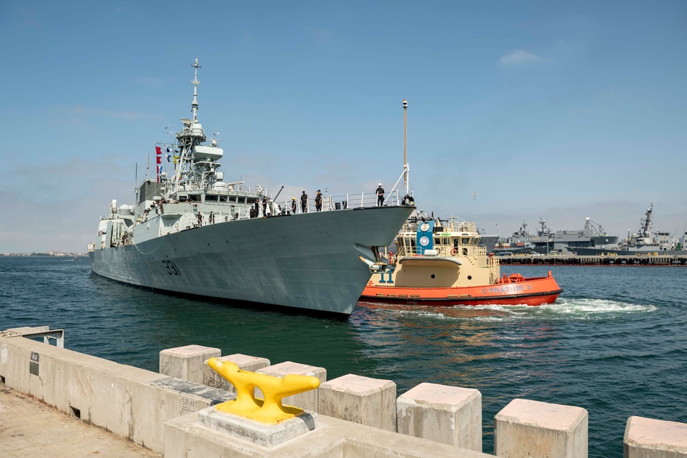 USS Essex In-Port Operations