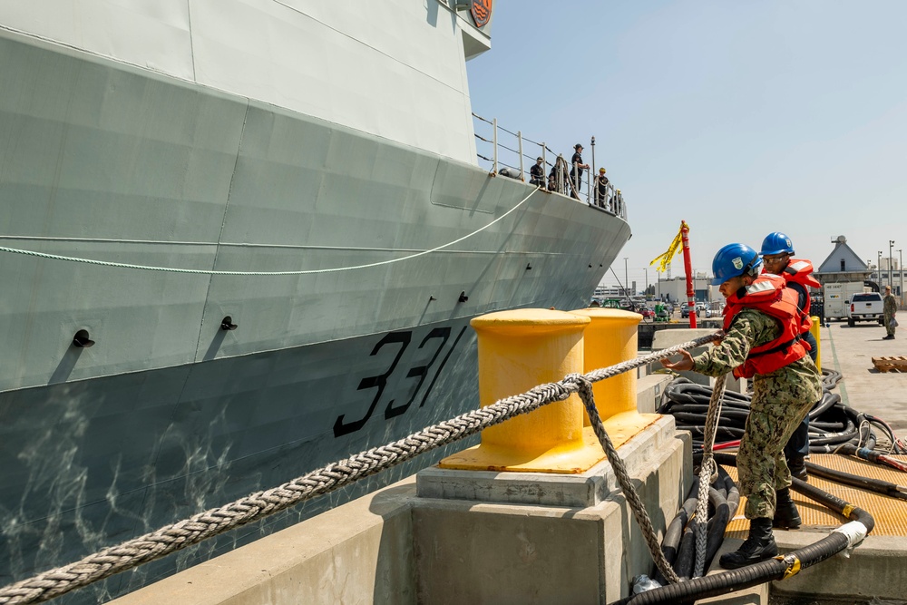 USS Essex In-Port Operations