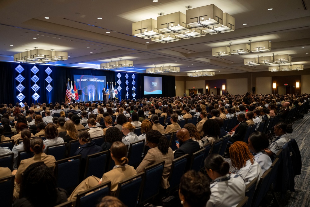 DSD Speaks at Joint Women's Leadership Symposium