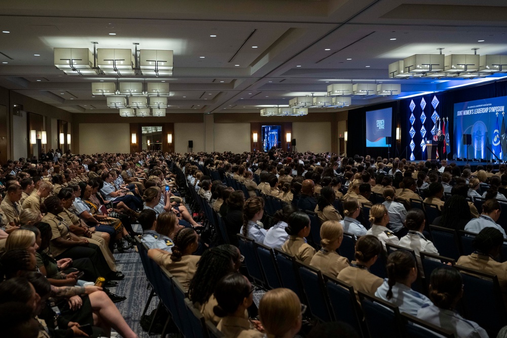 DSD Speaks at Joint Women's Leadership Symposium