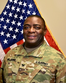 Williams_8x10_5-18-22_0743