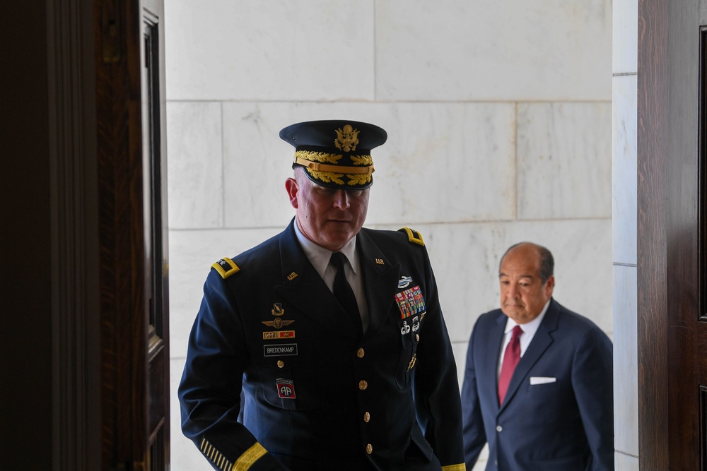 Wreath Laying at the Tomb of the Unknown Soldier
