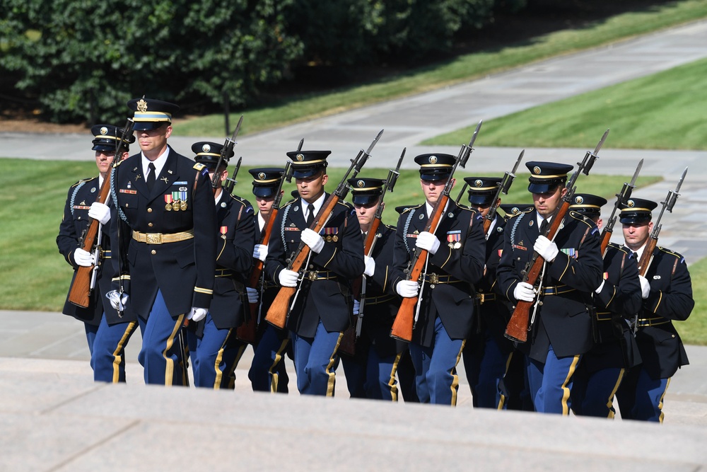 Wreath Laying at the Tomb of the Unknown Soldier