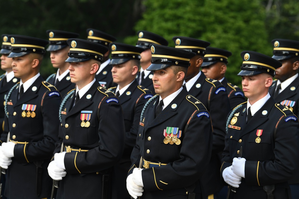 Wreath Laying at the Tomb of the Unknown Soldier