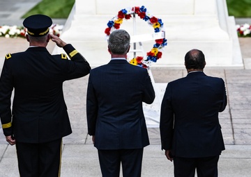 Wreath Laying at the Tomb of the Unknown Soldier