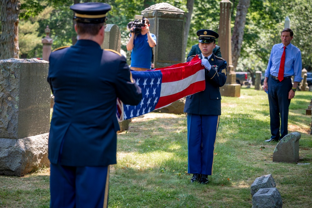 CTNG helps unveil burial marker for Civil War Soldier, parents’ refurbished gravestone