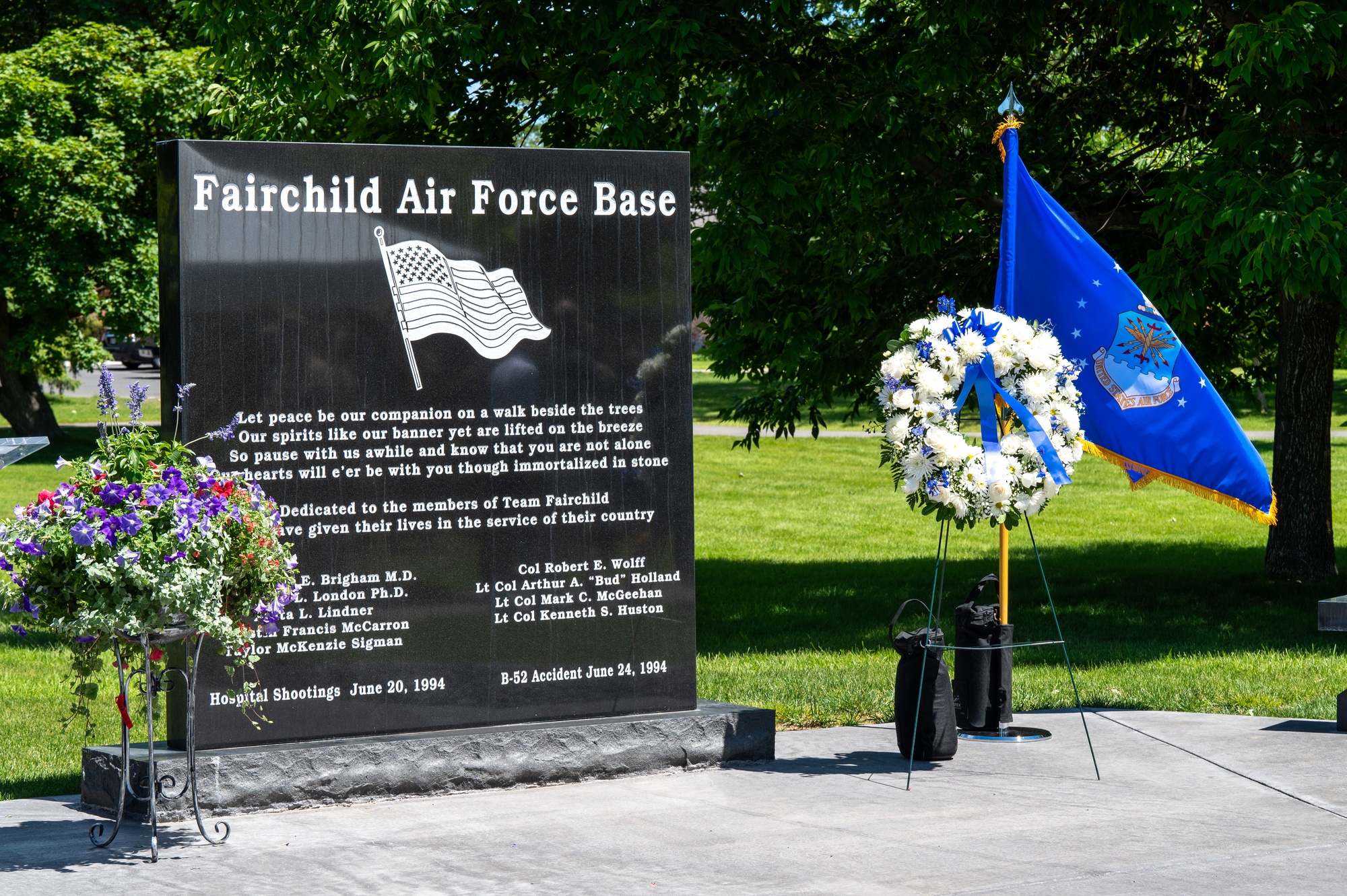 TE MEMORIAL NIGHT 2013 powered by マブラヴ DVIDS - Images - Fairchild honors those who lost their lives