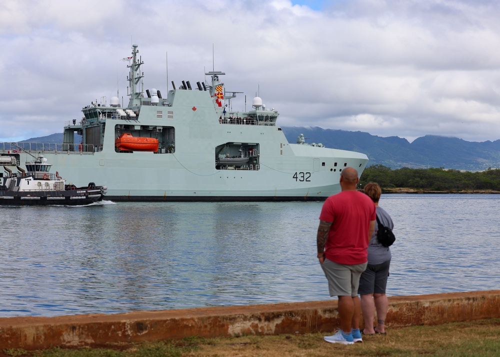 HMCS Max Bernays Arrives for RIMPAC 2024