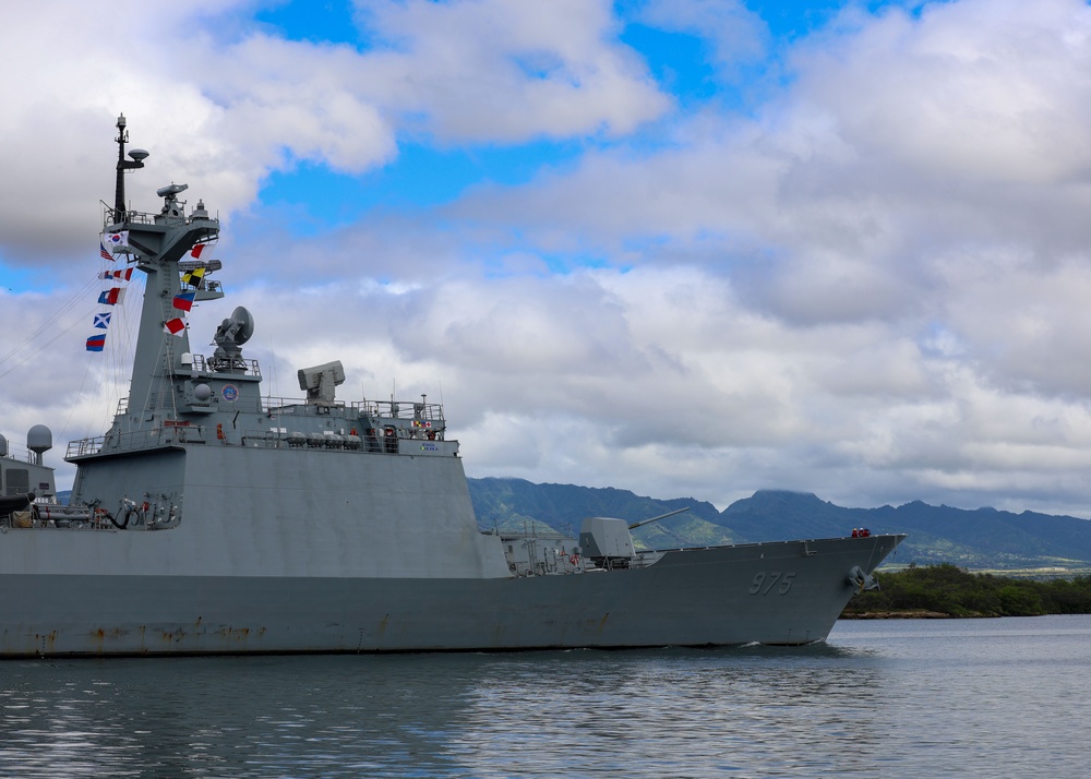 ROKS Chungmugong Yi Sun-sin Arrives for RIMPAC 2024