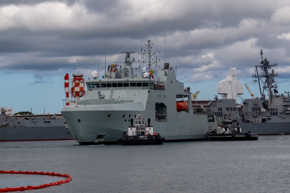 HMCS Max Bernays Arrives for RIMPAC 2024