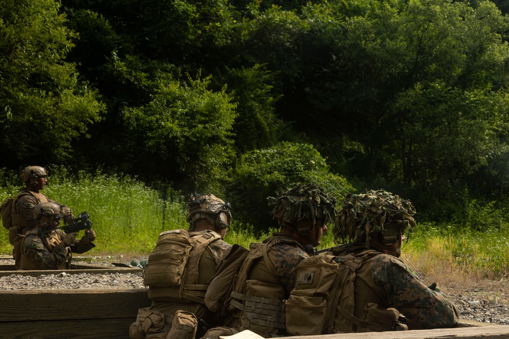 U.S. Marines hold a 40mm grenade launcher range during Korea Viper 24.2