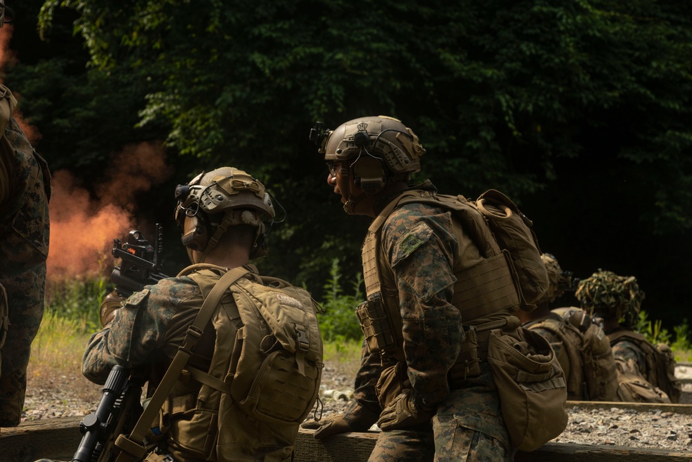 U.S. Marines hold a 40mm grenade launcher range during Korea Viper 24.2