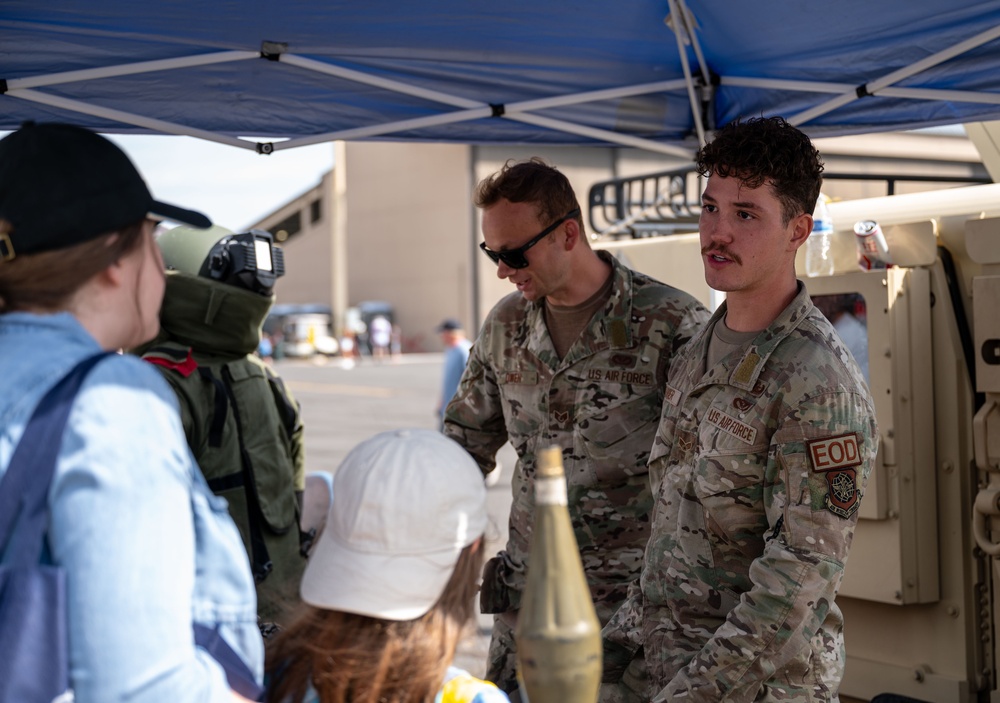 DVIDS Images Fairchild AFB Skyfest 2024 [Image 6 of 31]