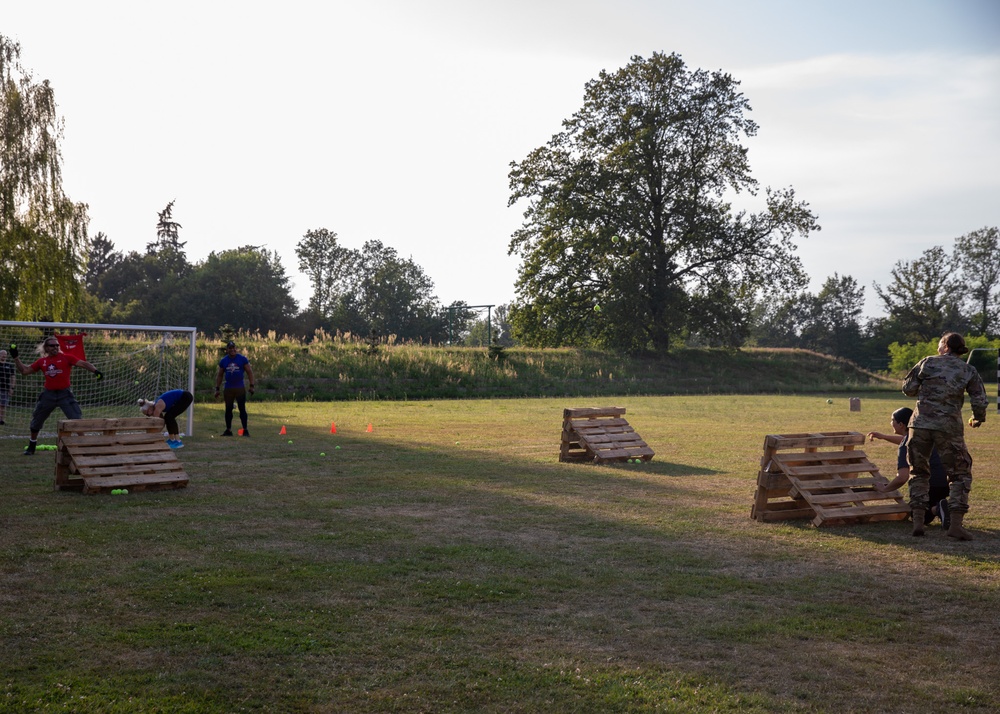 American Gladiators Visits 1st Cavalry Division Troopers