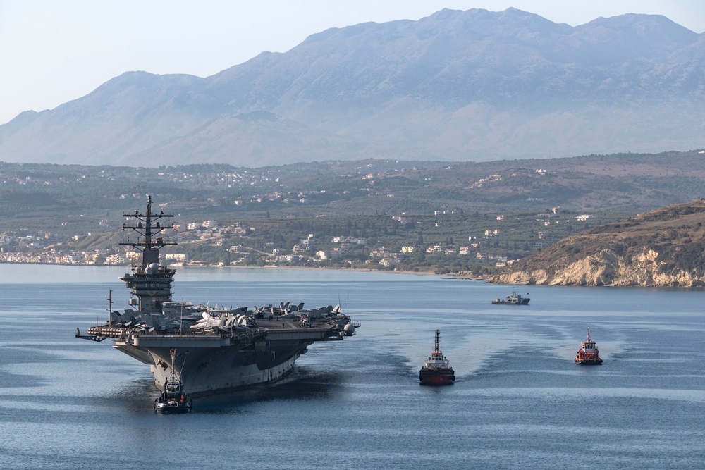 Ike arrives in Souda Bay